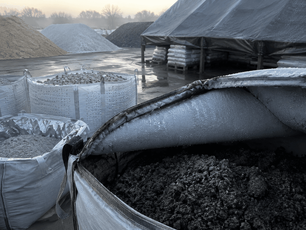 How to Prevent Internal Moisture Sweating When Storing Bulk Commodity Minerals Outdoors