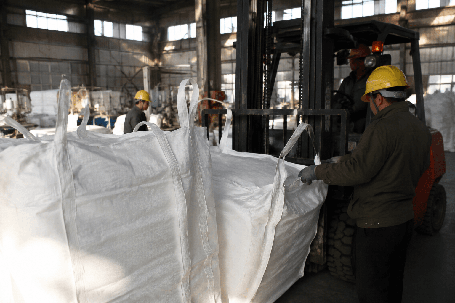 Secure Your Supply Chain with High-Performance FIBC Bags: Moisture, Oxygen, and Light Protection for Bulk Materials